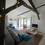 Дом отдыха Maison Avec Jardin Clos,