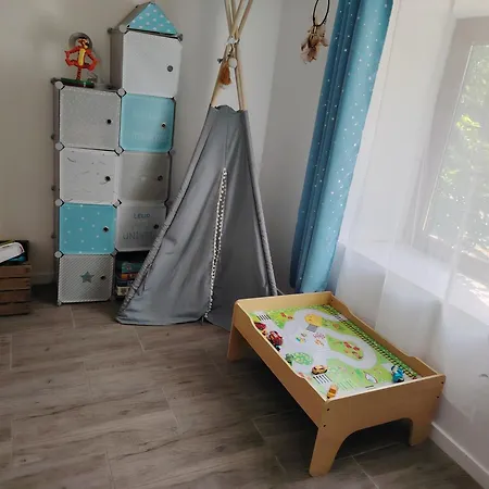 بيت للعطل Maison Avec Jardin Clos,