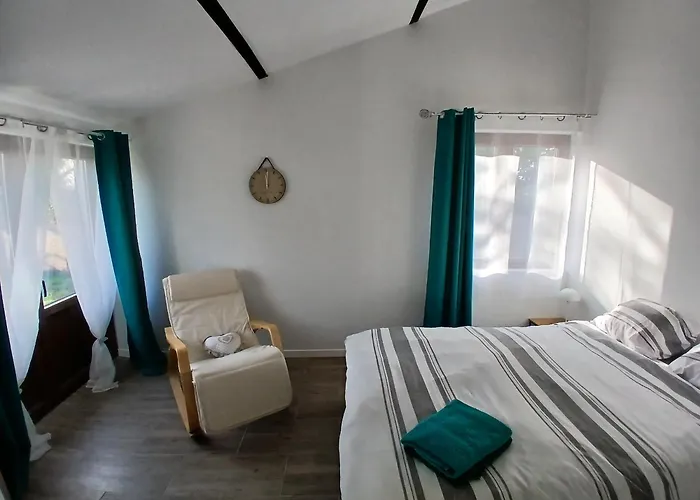 Maison Avec Jardin Clos, Ferienhaus *