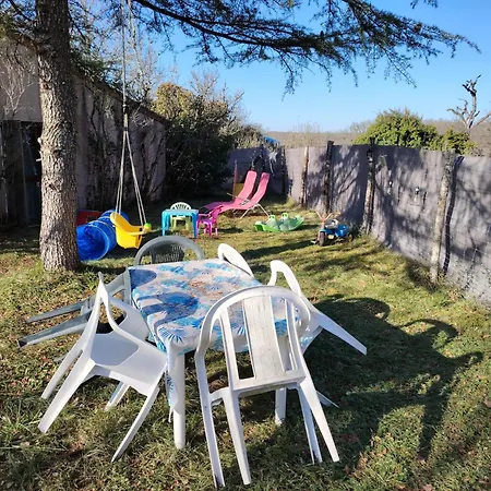 Maison Avec Jardin Clos, 別荘 *