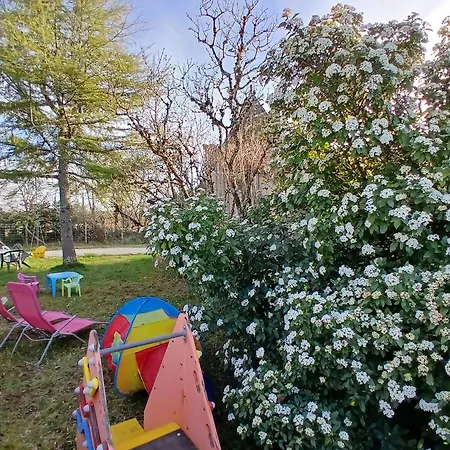 別荘 Maison Avec Jardin Clos,