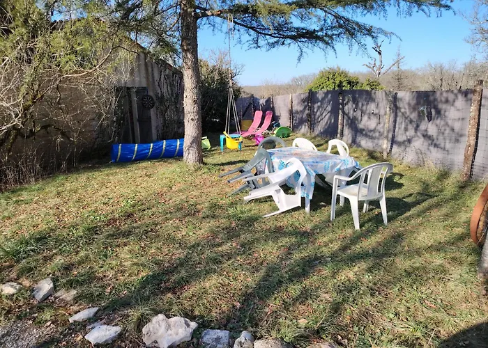 Casa de Férias Maison Avec Jardin Clos, *